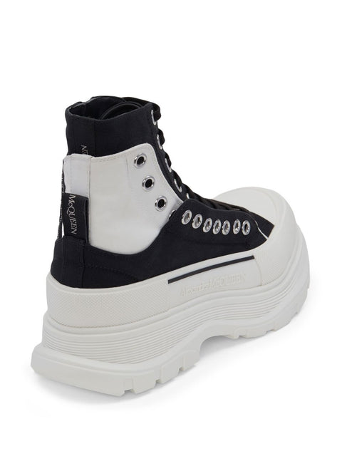 Alexander Mcqueen Alexander McQueen Tread Slick lace-up Fastening Boots