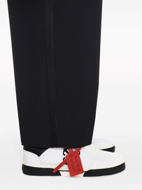 Off White Off White New Low Vulcanized leather sneakers
