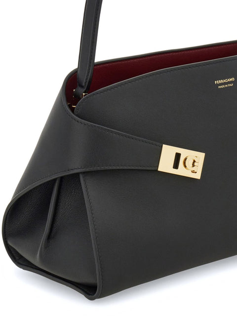 Ferragamo Ferragamo medium Hug shoulder bag
