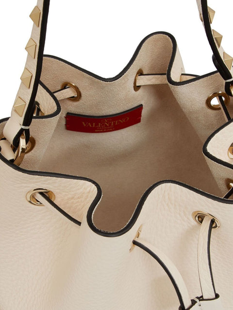 Valentino Garavani Valentino Garavani Rockstud Bucket Bag In Grainy Calfskin