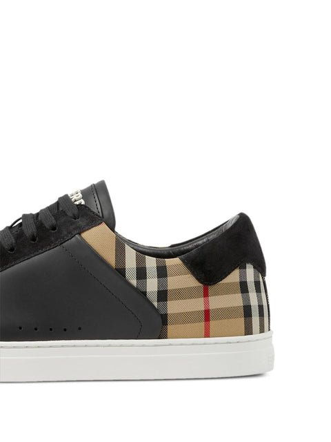 Burberry Burberry Sneakers Black