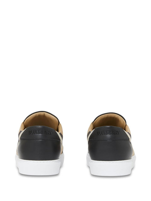 Burberry Burberry Sneakers Black