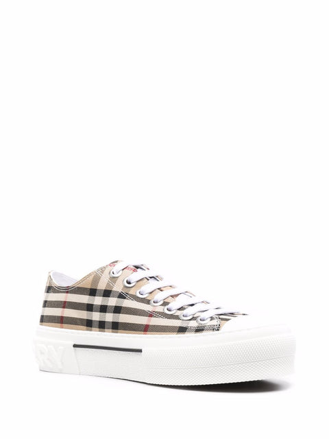 Burberry Burberry Sneakers Beige