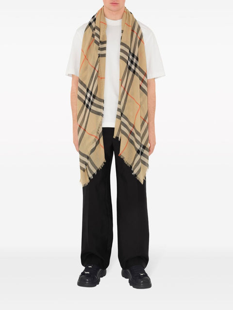 Burberry Burberry Scarfs Beige