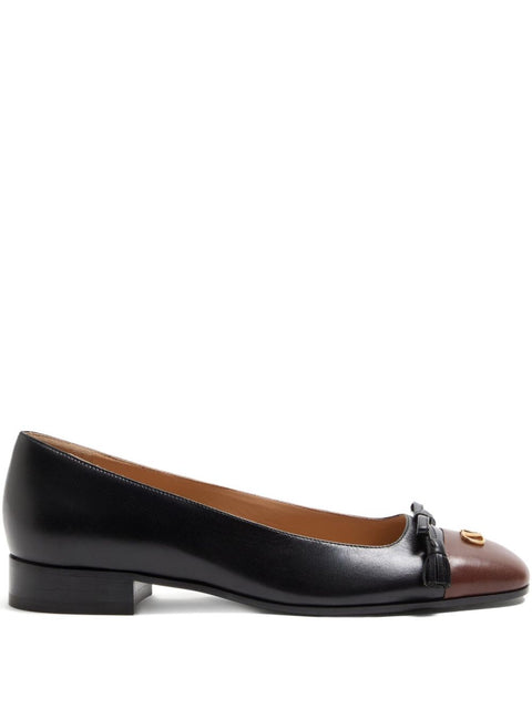 Valentino Garavani Valentino Garavani Flat shoes Black