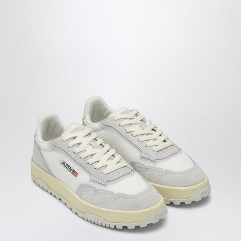 Autry AUTRY White/grey leather and mesh low CLC trainer