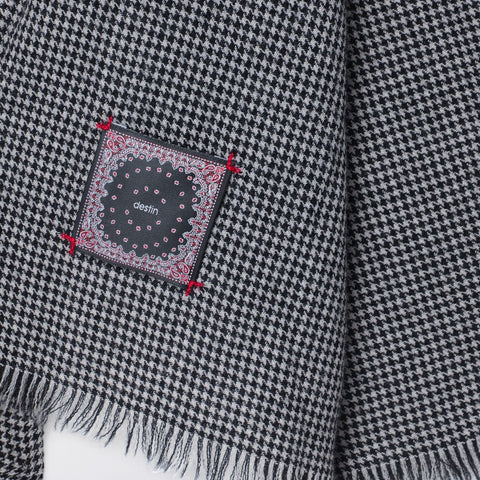 Destin Destin White/black check wool scarf